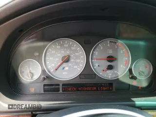 2003 BMW M5 z VIN WBSDE93473CF92968, wystawiony jako Copart lot #62267784 z przebiegiem Nie podano mil oraz Szkody całkowita. Historia ofert i sprzedaży dostępna na DreamBid. Obrazek 9.