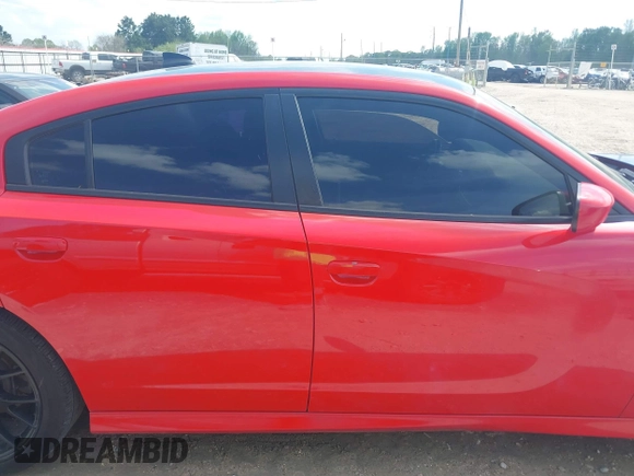 2020 Dodge Charger R/T z VIN 2C3CDXCT2LH106714, wystawiony jako IAAI lot #41860126 z przebiegiem 128 195 mil mil oraz . Historia ofert i sprzedaży dostępna na DreamBid. Obrazek 13.