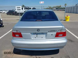 2003 BMW 5 Series 525i z VIN WBADT43403G032776, wystawiony jako IAAI lot #42142615 z przebiegiem Nie podano mil oraz . Historia ofert i sprzedaży dostępna na DreamBid. Obrazek 16.