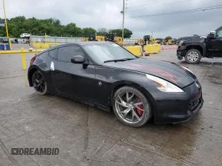 2017 Nissan 370Z z VIN JN1AZ4EH0HM953864, wystawiony jako Copart lot #60071665 z przebiegiem 18 315 mil mil oraz Szkoda całkowita • Salvage title. Historia ofert i sprzedaży dostępna na DreamBid. Obrazek 4.