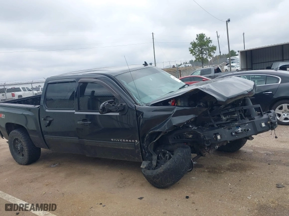 2009 Chevrolet Silverado 1500 LTZ with VIN 3GCEK33M39G107617, listed as a IAAI auction lot 41549167 with 270,005 mi miles. Bid and sale history available at carsss.com. Image 14.