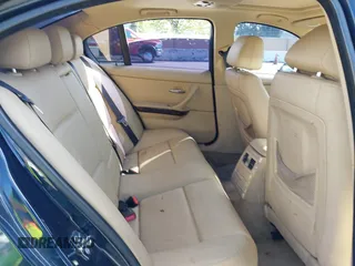 2007 BMW 3 Series 328i with VIN WBAVC53587FZ71348, listed as a IAAI auction lot 42057532 with 198,307 mi miles and . Bid and sale history available at carsss.com. Image 8.