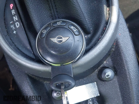 2012 MINI Countryman S z VIN WMWZC3C55CWL83472, wystawiony jako IAAI lot #42289981 z przebiegiem 101 812 mil mil oraz . Historia ofert i sprzedaży dostępna na DreamBid. Obrazek 11.