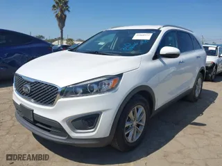 2017 Kia Sorento LX with VIN 5XYPG4A36HG239181, listed as a IAAI auction lot 41860972 with 103,588 mi miles. Bid and sale history available at carsss.com. Image 2.