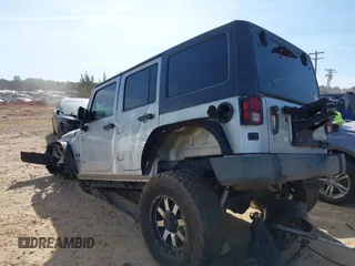 2007 Jeep Wrangler Unlimited X z VIN 1J4GA39137L114943, wystawiony jako IAAI lot #42080263 z przebiegiem Nie podano mil oraz . Historia ofert i sprzedaży dostępna na DreamBid. Obrazek 3.