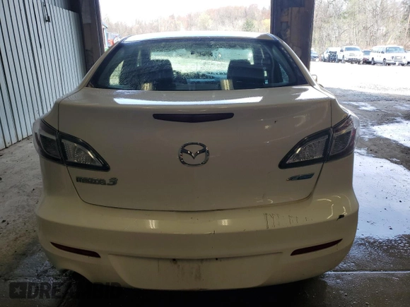 2013 Mazda Mazda3 i Sport with VIN JM1BL1UP4D1832079, listed as a Copart auction lot 52438495 with 124,675 mi miles and Salvage Title. Bid and sale history available at carsss.com. Image 6.