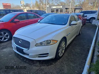 2013 Jaguar XJ с VIN SAJWJ1CD7D8V49599, выставлен на аукционе Copart как лот 43230675 с пробегом 133 163 миль миль и Чистый • Clean title. История ставок и продаж доступна на DreamBid. Изображение 2.