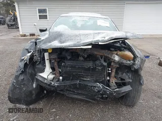 2013 Chrysler 300 S z VIN 2C3CCAGG2DH659829, wystawiony jako IAAI lot #41726809 z przebiegiem 149 908 mil mil oraz . Historia ofert i sprzedaży dostępna na DreamBid. Obrazek 13.