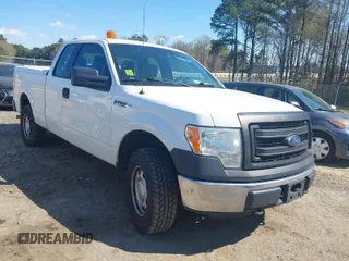 2013 Ford F-150 XL with VIN 1FTEX1EM9DKF27158, listed as a IAAI auction lot 41893593 with 254,602 mi miles. Bid and sale history available at carsss.com. Image 1.