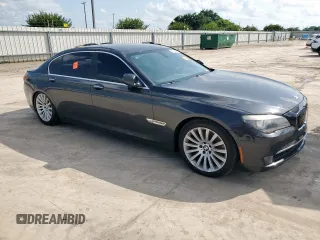 2012 BMW 7 Series 750Li xDrive с VIN WBAKC8C59CC437002, выставлен на аукционе Copart как лот 60975465 с пробегом Не указан миль и Чистый • Clean title. История ставок и продаж доступна на DreamBid. Изображение 4.