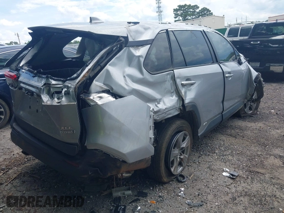 2022 Toyota RAV4 Hybrid XLE z VIN 4T3RWRFV7NU063922, wystawiony jako IAAI lot #42585891 z przebiegiem Nie podano mil oraz . Historia ofert i sprzedaży dostępna na DreamBid. Obrazek 4.
