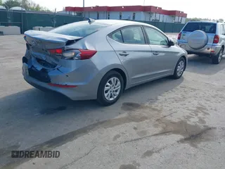 2017 Hyundai Elantra SE z VIN 5NPD74LF9HH112492, wystawiony jako IAAI lot #42083796 z przebiegiem 142 877 mil mil oraz . Historia ofert i sprzedaży dostępna na DreamBid. Obrazek 4.