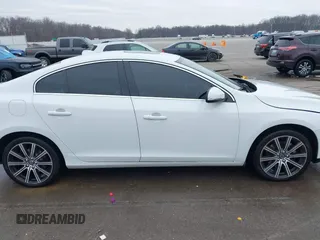 2015 Volvo S60 T6 Drive-E with VIN YV149MFK1F2366869, listed as a IAAI auction lot 41452923 with 98,005 mi miles. Bid and sale history available at carsss.com. Image 13.