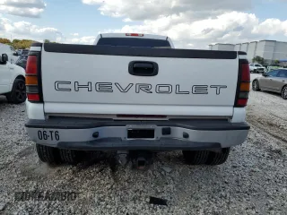 2006 Chevrolet Silverado 3500 DRW LT1 with VIN 1GCJK33D86F259615, listed as a Copart auction lot 52218565 with 64,497 mi miles and Salvage Title. Bid and sale history available at carsss.com. Image 6.