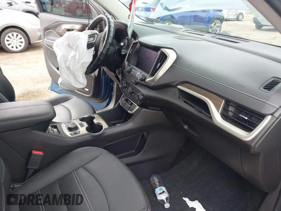 2024 GMC Terrain Denali with VIN 3GKALXEG9RL205962, listed as a IAAI auction lot 41957557 with 11,256 mi miles and . Bid and sale history available at DreamBid. Image 5.