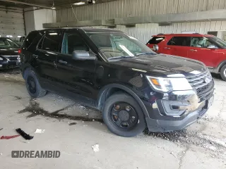 2017 Ford Police Interceptor Utility z VIN 1FM5K8AR1HGD13925, wystawiony jako Copart lot #64199685 z przebiegiem 141 995 mil mil oraz Czysty tytuł • Clean title. Historia ofert i sprzedaży dostępna na DreamBid. Obrazek 4.