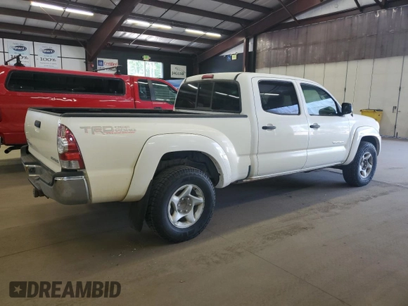 2011 Toyota Tacoma with VIN 3TMMU4FN8BM026877, listed as a Copart auction lot 65326895 with 214,919 mi miles and Clean title. Bid and sale history available at DreamBid. Image 3.