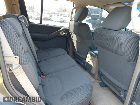 2007 Nissan Pathfinder SE z VIN 5N1AR18W07C610753, wystawiony jako IAAI lot #41733415 z przebiegiem Nie podano mil oraz . Historia ofert i sprzedaży dostępna na DreamBid. Obrazek 8.