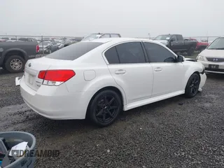 2014 Subaru Legacy Limited z VIN 4S3BMBL6XE3023395, wystawiony jako IAAI lot #41336584 z przebiegiem 112 898 mil mil oraz . Historia ofert i sprzedaży dostępna na DreamBid. Obrazek 4.