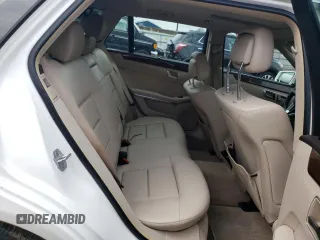 2014 Mercedes-Benz E 350 Luxury with VIN WDDHH8JBXEA803917, listed as a Copart auction lot 80199464 with 108,800 mi miles and Salvage Title. Bid and sale history available at DreamBid. Image 10.