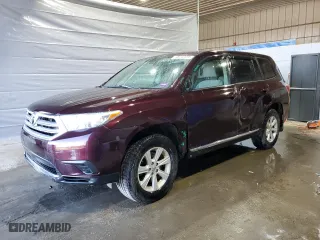 2013 Toyota Highlander with VIN 5TDBK3EH4DS211580, listed as a Copart auction lot 48240695 with NaN miles and Salvage Title. Bid and sale history available at carsss.com. Image 1.