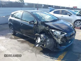2012 Toyota Prius One z VIN JTDKDTB3XC1021183, wystawiony jako IAAI lot #42272652 z przebiegiem 168 774 mil mil oraz . Historia ofert i sprzedaży dostępna na DreamBid. Obrazek 6.