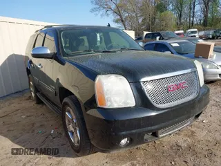 2011 GMC Yukon SLT with VIN 1GKS2CE02BR109155, listed as a IAAI auction lot 41925194 with 238,479 mi miles. Bid and sale history available at carsss.com. Image 1.
