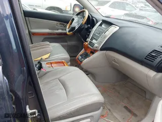 2005 Lexus RX 330 with VIN 2T2GA31U45C030335, listed as a IAAI auction lot 41958591 with 232,094 mi miles. Bid and sale history available at carsss.com. Image 5.
