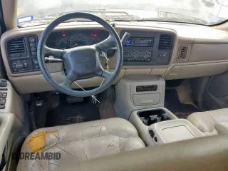 2001 Chevrolet Tahoe LT with VIN 1GNEK13T11R207478, listed as a Copart auction lot 54766815 with 301,575 mi miles and Salvage title. Bid and sale history available at DreamBid. Image 8.