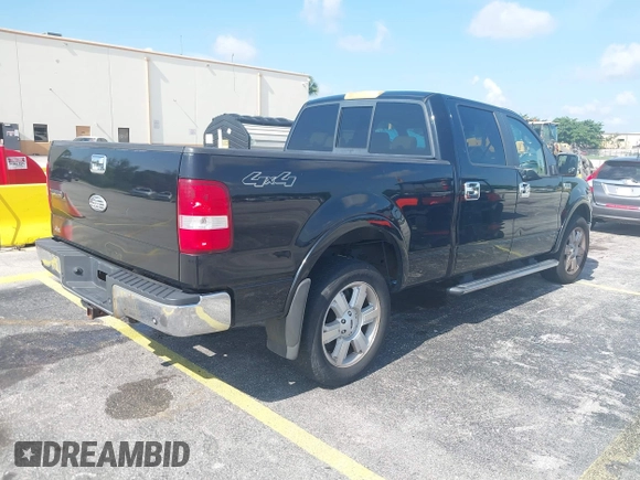 2008 Ford F-150 XLT z VIN 1FTPW14V28FB87601, wystawiony jako IAAI lot #42672726 z przebiegiem 220 203 mil mil oraz . Historia ofert i sprzedaży dostępna na DreamBid. Obrazek 4.