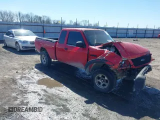 2002 Ford Ranger XL Fleet with VIN 1FTYR44V62PB33135, listed as a IAAI auction lot 41770522 with 231,112 mi miles. Bid and sale history available at carsss.com. Image 1.