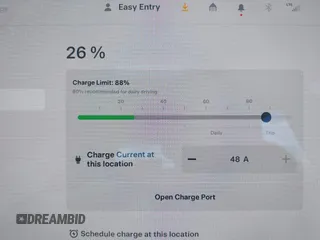 2020 Tesla Model 3 Long Range z VIN 5YJ3E1EB5LF619018, wystawiony jako IAAI lot #42131960 z przebiegiem 29 774 mil mil oraz . Historia ofert i sprzedaży dostępna na DreamBid. Obrazek 17.