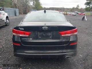 2020 Kia Optima LX with VIN 5XXGT4L33LG426948, listed as a IAAI auction lot 41741270 with 45,703 mi miles. Bid and sale history available at carsss.com. Image 16.