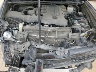 2020 Toyota 4Runner SR5 with VIN JTEBU5JR7L5803463, listed as a Copart auction lot 59528085 with 94,387 mi miles and Salvage title. Bid and sale history available at DreamBid. Image 12.
