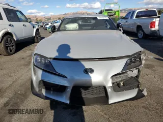 2022 Toyota GR Supra 2.0 with VIN WZ1DB2C05NW050305, listed as a Copart auction lot 78452184 with 17,786 mi miles and Salvage Title. Bid and sale history available at carsss.com. Image 5.