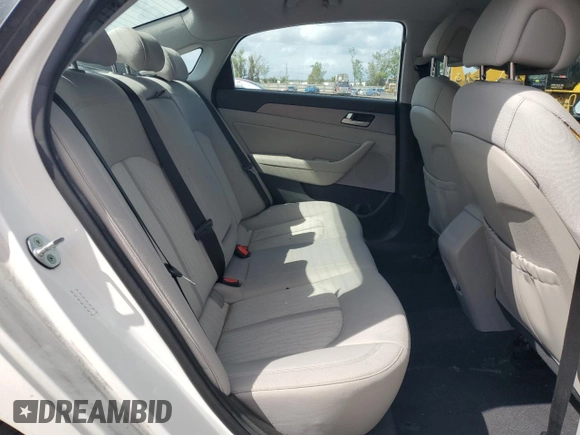 2016 Hyundai Sonata Hybrid SE with VIN KMHE24L1XGA016041, listed as a Copart auction lot 48023103 with 72,307 mi miles. Bid and sale history available at carsss.com. Image 11.