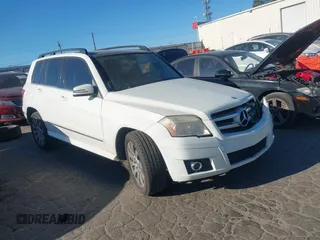 2010 Mercedes-Benz GLK 350 z VIN WDCGG8HBXAF372372, wystawiony jako IAAI lot #41843416 z przebiegiem 178 902 mil mil oraz . Historia ofert i sprzedaży dostępna na DreamBid. Obrazek 1.