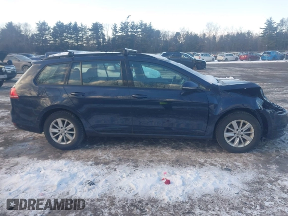 2017 Volkswagen Golf SportWagen S with VIN 3VWC17AU0HM502498, listed as a IAAI auction lot 41326696 with 158,663 mi miles. Bid and sale history available at carsss.com. Image 13.