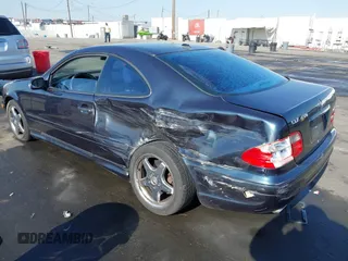 2002 Mercedes-Benz CLK 320/430 with VIN WDBLJ70G92T093794, listed as a IAAI auction lot 41239094 with 237,286 mi miles and . Bid and sale history available at DreamBid. Image 3.