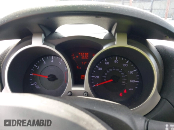 2013 Nissan Juke SL z VIN JN8AF5MVXDT216307, wystawiony jako IAAI lot #42206736 z przebiegiem 73 238 mil mil oraz . Historia ofert i sprzedaży dostępna na DreamBid. Obrazek 7.
