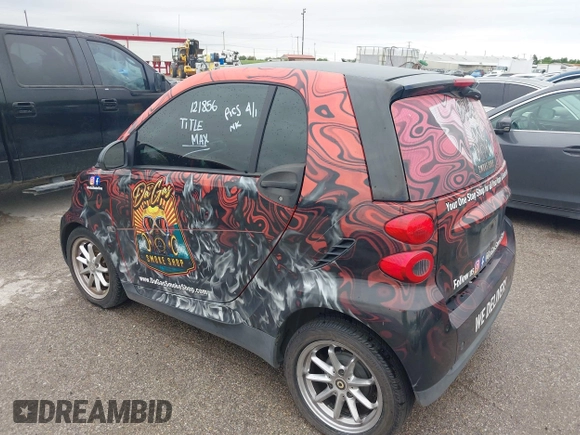2008 Smart fortwo Pure z VIN WMEEJ31X28K121856, wystawiony jako IAAI lot #41944211 z przebiegiem 90 140 mil mil oraz . Historia ofert i sprzedaży dostępna na DreamBid. Obrazek 3.