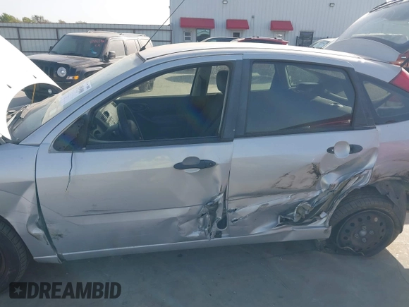 2007 Ford Focus S with VIN 1FAHP37N97W199399, listed as a IAAI auction lot 41854900 with 137,601 mi miles and . Bid and sale history available at carsss.com. Image 6.