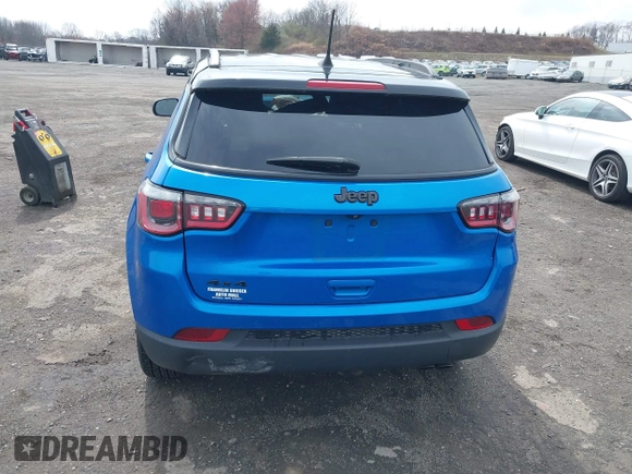 2018 Jeep Compass Altitude with VIN 3C4NJDBBXJT453197, listed as a IAAI auction lot 41955264 with 44,014 mi miles and . Bid and sale history available at carsss.com. Image 16.