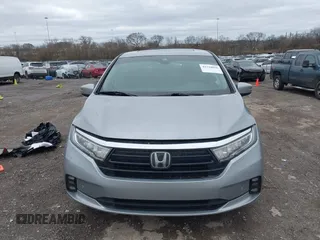 2021 Honda Odyssey Touring with VIN 5FNRL6H82MB009480, listed as a IAAI auction lot 41728056 with 84,577 mi miles. Bid and sale history available at carsss.com. Image 12.