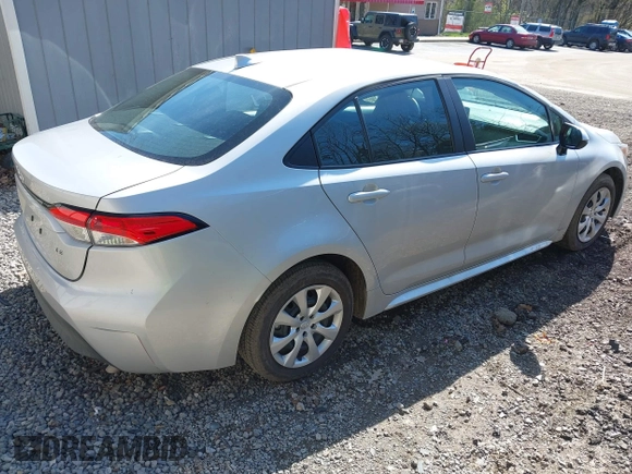 2024 Toyota Corolla LE with VIN 5YFB4MDE4RP153171, listed as a IAAI auction lot 42062717 with 9,558 mi miles and . Bid and sale history available at DreamBid. Image 4.