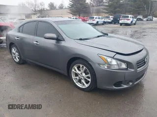 2014 Nissan Maxima 3.5 S with VIN 1N4AA5AP6EC480387, listed as a IAAI auction lot 41729170 with 166,981 mi miles. Bid and sale history available at carsss.com. Image 1.