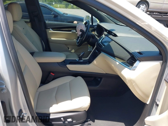 2019 Cadillac XT5 FWD with VIN 1GYKNARS4KZ259863, listed as a IAAI auction lot 42603196 with 51,251 mi miles and . Bid and sale history available at DreamBid. Image 5.