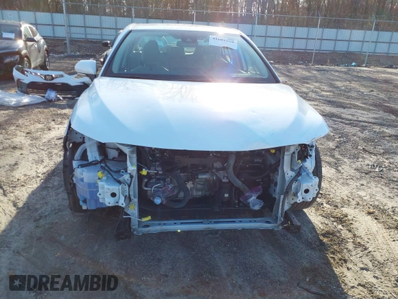 2024 Toyota Camry LE z VIN 4T1C11AK3RU879043, wystawiony jako IAAI lot #41601018 z przebiegiem 38 442 mil mil oraz . Historia ofert i sprzedaży dostępna na DreamBid. Obrazek 13.