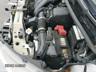 2017 Nissan Note SV z VIN 3N1CE2CP9HL375678, wystawiony jako IAAI lot #42489136 z przebiegiem 94 142 mil mil oraz . Historia ofert i sprzedaży dostępna na DreamBid. Obrazek 20.