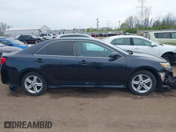 2012 Toyota Camry L with VIN 4T1BF1FK7CU589417, listed as a IAAI auction lot 42060163 with 164,520 mi miles. Bid and sale history available at carsss.com. Image 14.